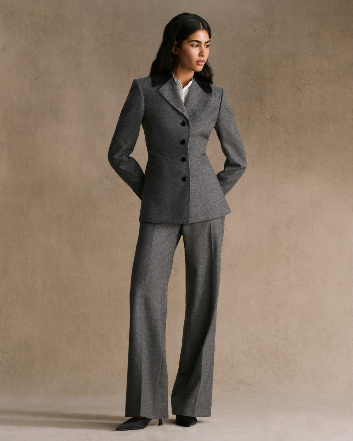 Peplum Savile Jacket in Wool - Image 3