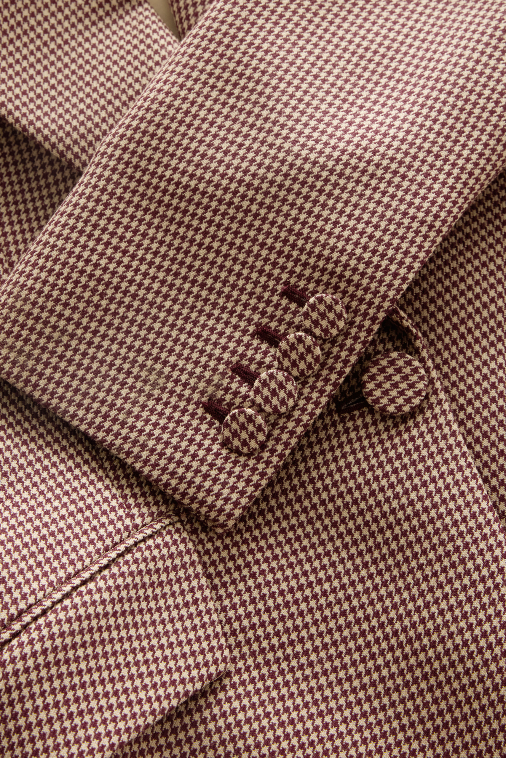 Single Breasted Jacket in Puppytooth - Image 4