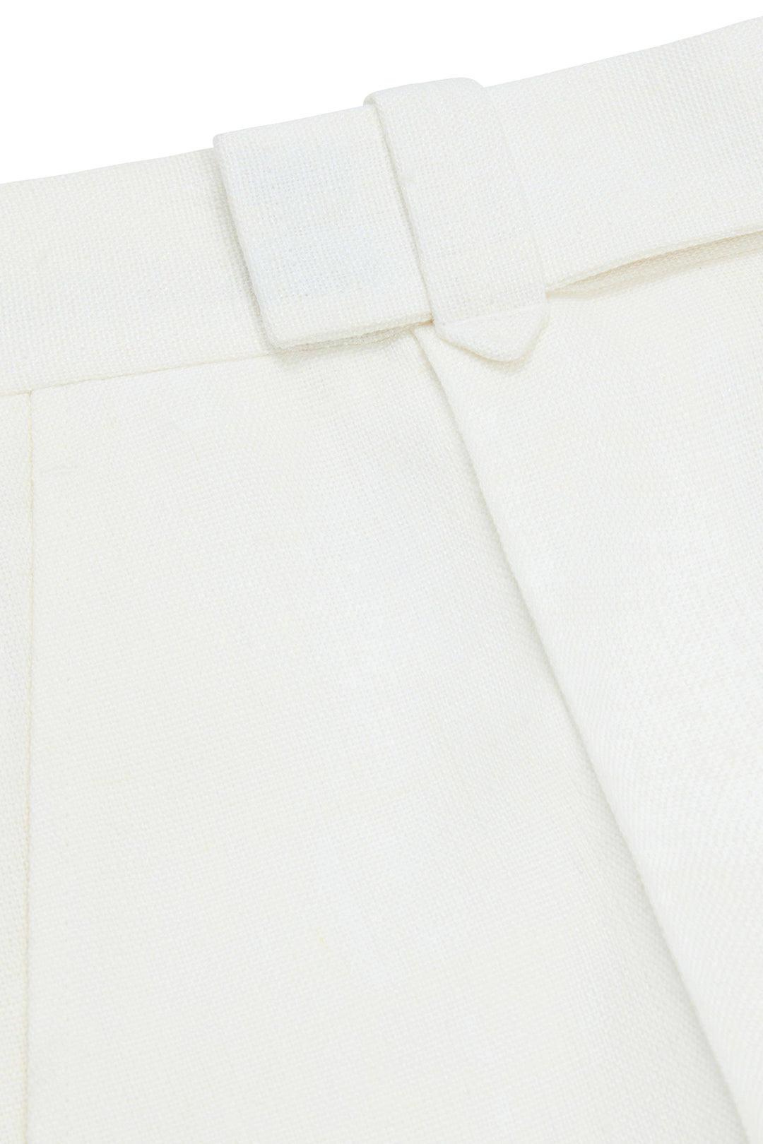 Longline Shorts in Linen - Image 2